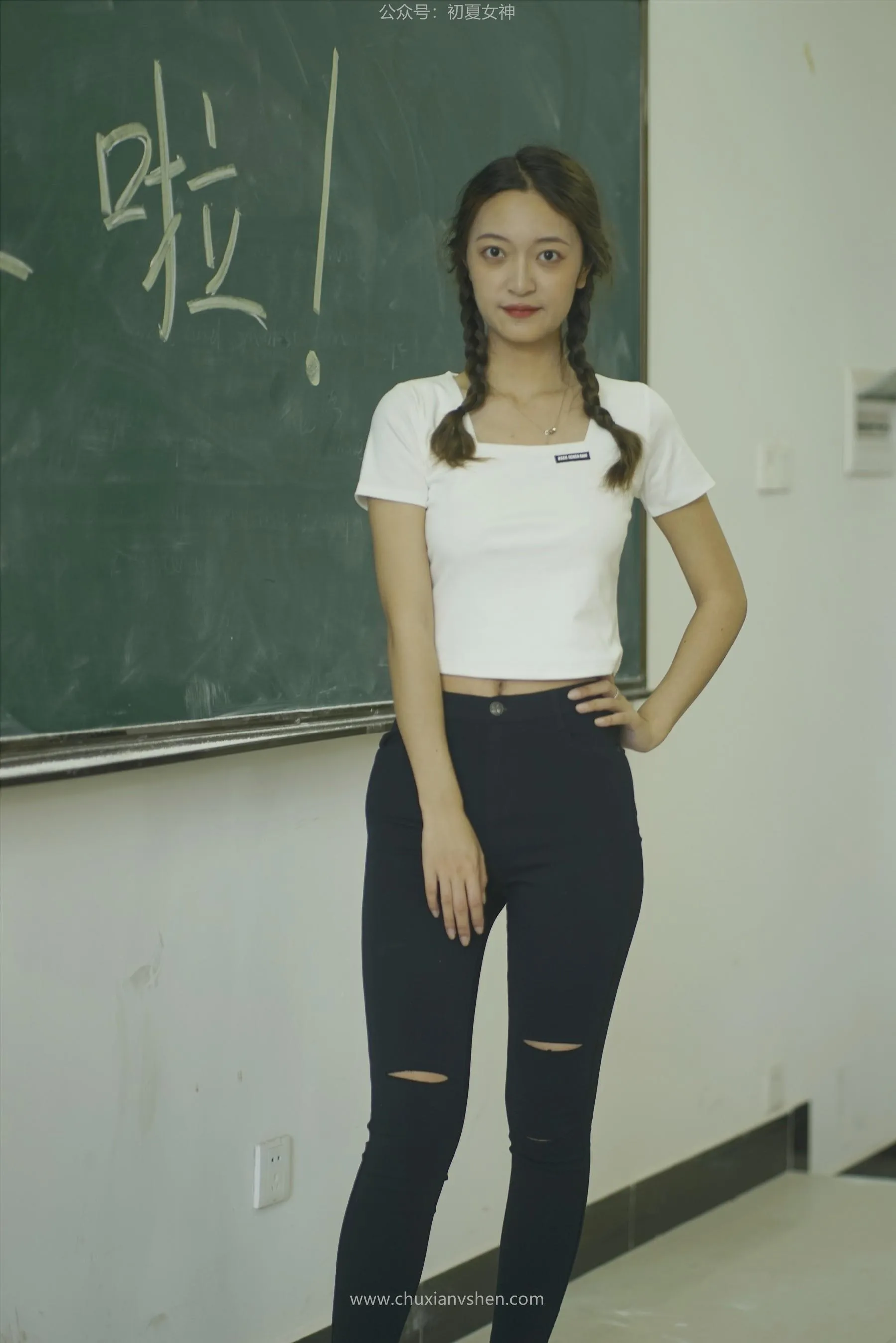 初夏女神 NO.067 依依 邻家女孩-毕业季 [140P]插图6